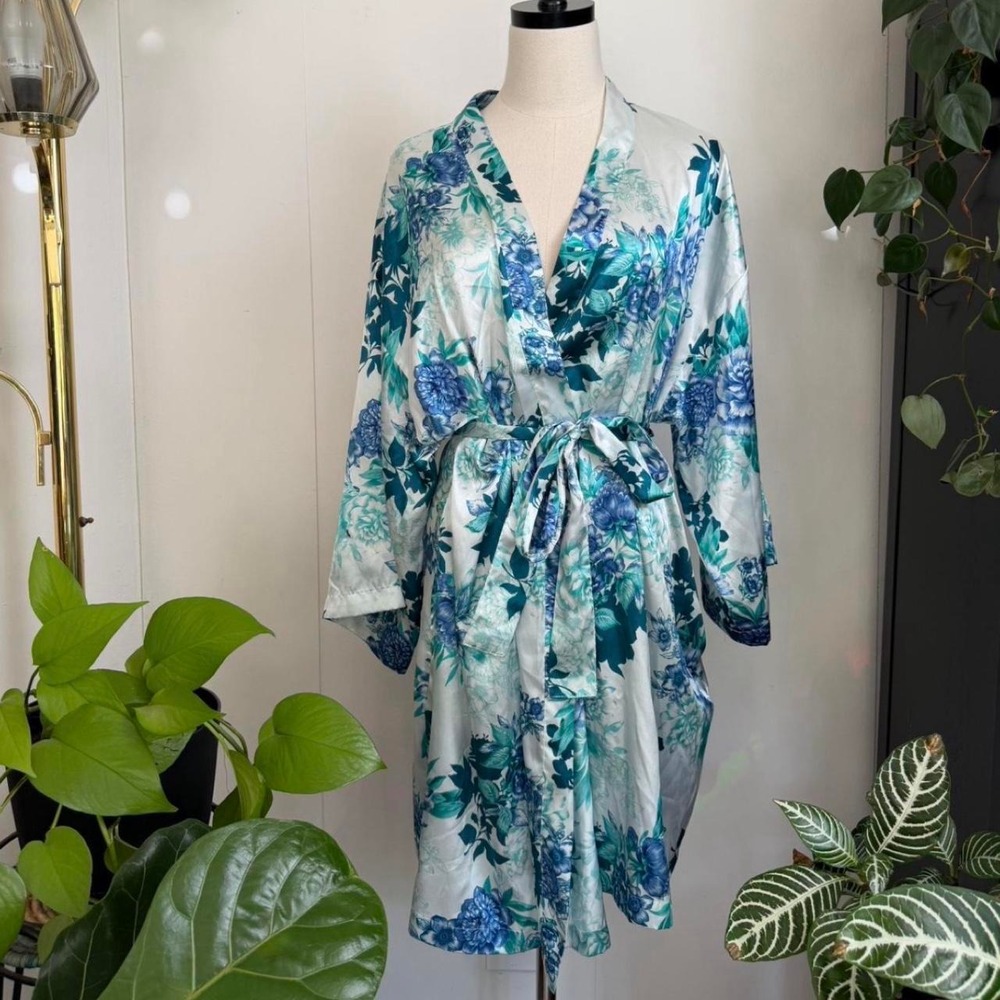 Thalia Sodi Intimates Blue Teal White Floral Satin Robe L XL Loungewear Lingerie